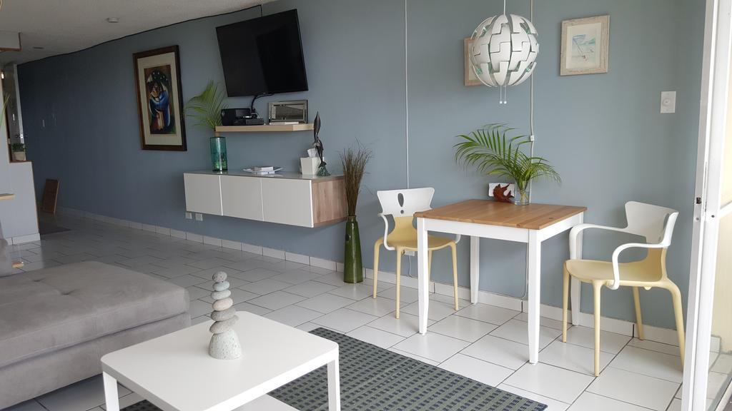 Cozy Apartment, Ocean Front ファハルド エクステリア 写真